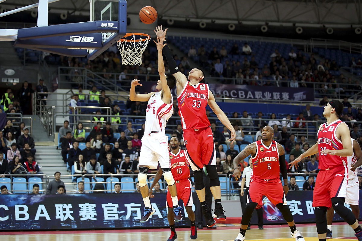 包含Scout迎来三赛季出色发挥，曼联观众热烈欢呼！的词条