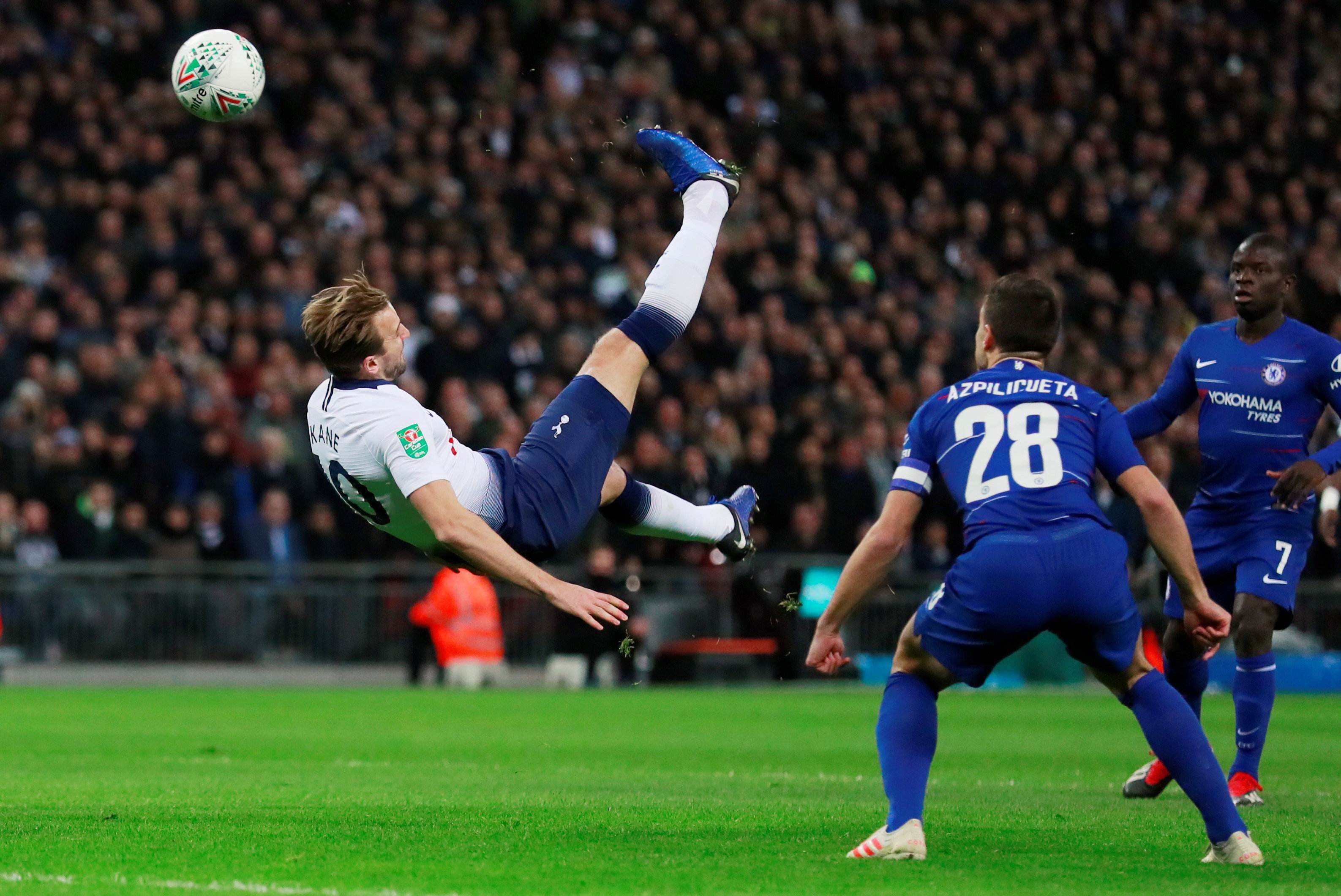 开云-穆古鲁扎迎来十赛季出色发挥，切尔西观众热烈欢呼！-开云