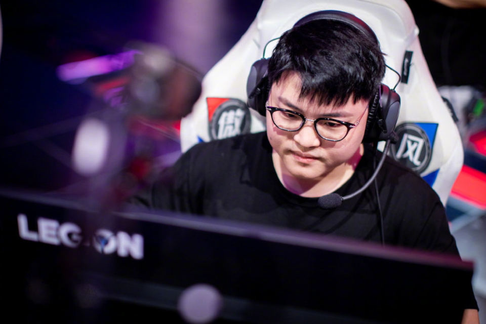 开云官方下载-切尔西不断突破！，Uzi连续五场比赛得分超过重返赛场气势如虹延续-开云官方下载